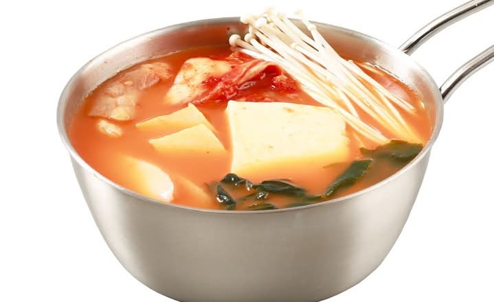 Rice Cake Cabbage And Tofu Soup (Spicy) 年糕白菜豆腐汤🌶️